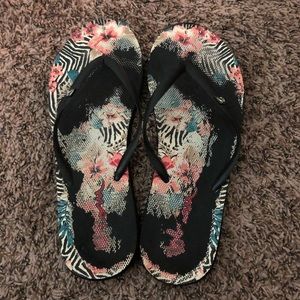 Size 11 Women’s Volvo’s Black Flip Flop